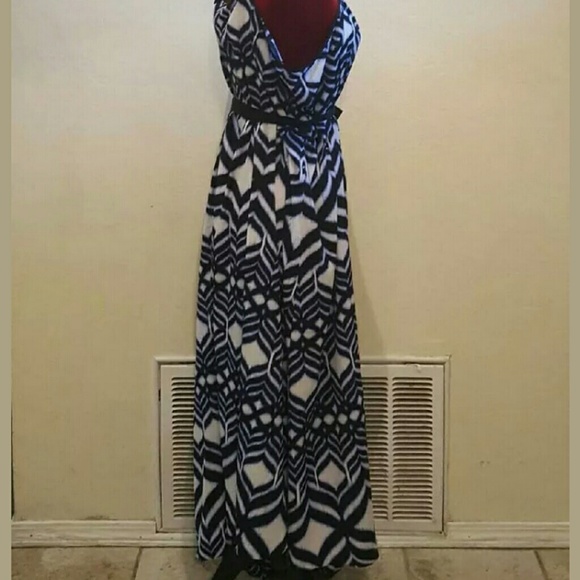Lane Bryant Summer Maxi Dress W/ Asymmetrical Hem - Picture 7 of 8